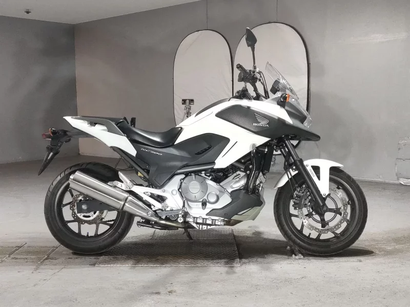 Honda NC700X лот № 5201 оценка 4  с аукциона в Японии