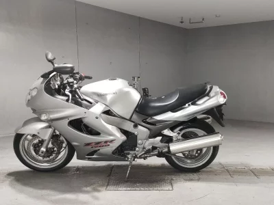 Kawasaki ZZR1200