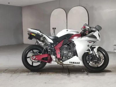 Yamaha YZF-R1  с аукциона в Японии