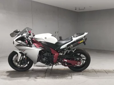 Yamaha YZF-R1  с аукциона в Японии