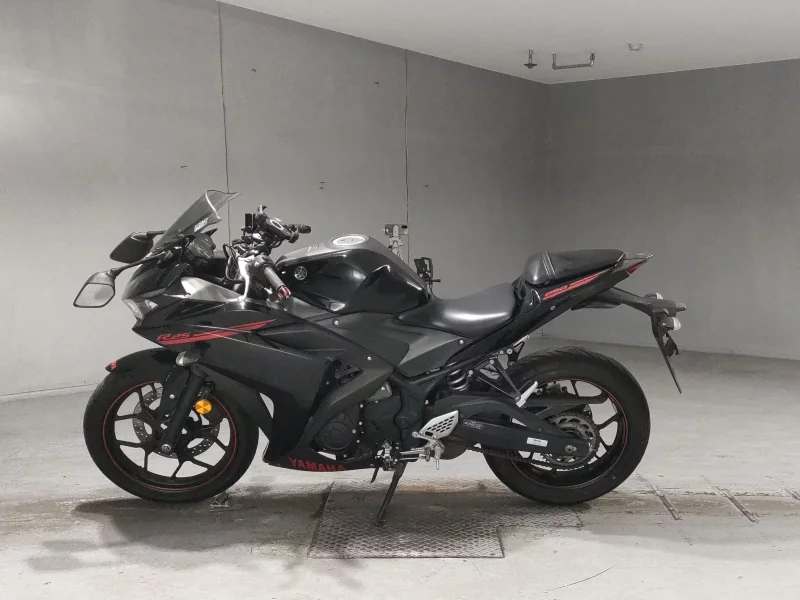Yamaha YZF-R25