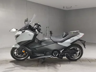 Yamaha T-MAX560  с аукциона в Японии