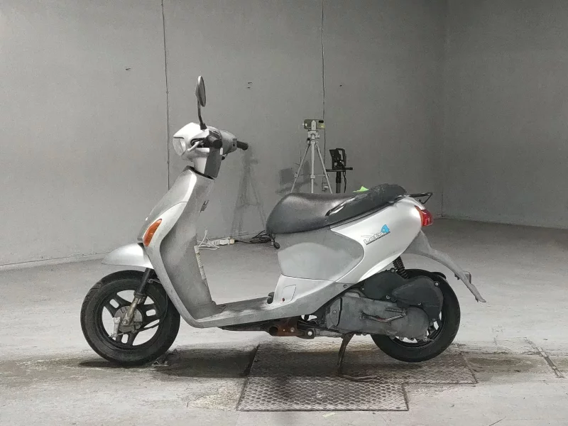 Suzuki LET S4