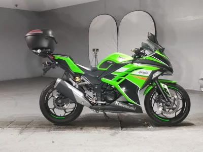 Kawasaki NINJA300