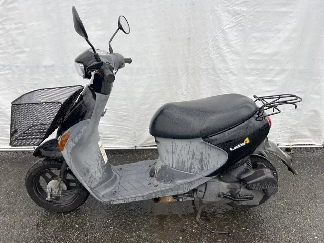 Suzuki LET S4