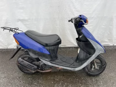 Suzuki LET S2