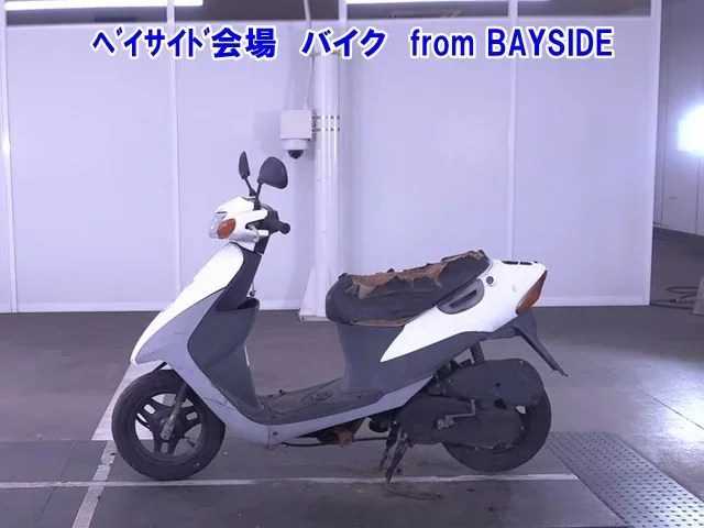 Suzuki LET S2
