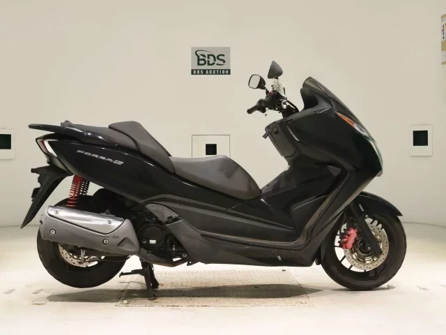 Honda FORZA