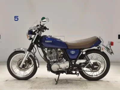 Yamaha SR400-5 лот № 0520 оценка 5  с аукциона в Японии 2