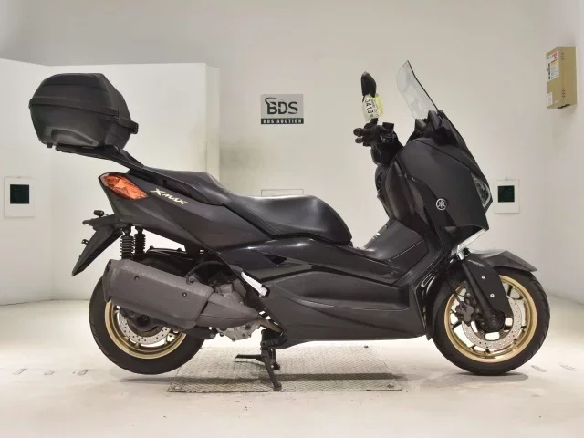 Yamaha X-MAX250A лот № 0419 оценка 4  с аукциона в Японии