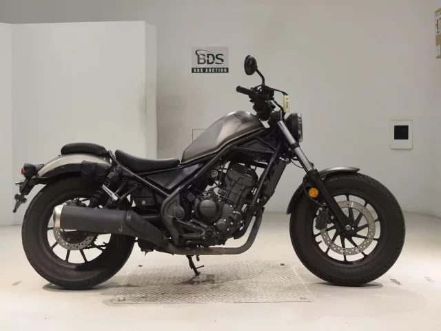 Honda REBEL 250A лот № 0544 оценка 5  с аукциона в Японии