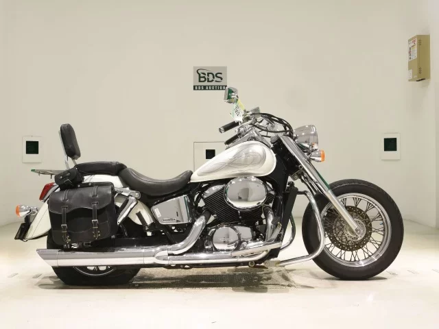 Honda SHADOW400 лот № 7902 оценка 4  с аукциона в Японии