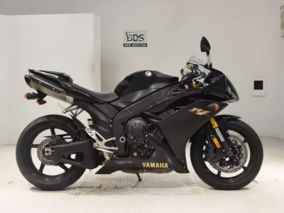 Yamaha YZF-R1  с аукциона в Японии