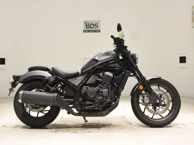 Honda REBEL 1100D лот № 8071 оценка 5  с аукциона в Японии