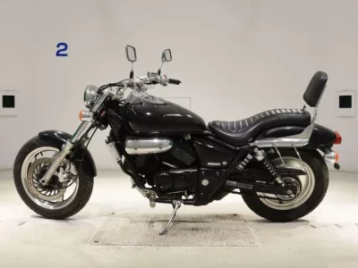 Honda MAGNA 250  с аукциона в Японии