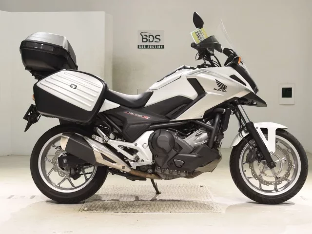 Honda NC750XD-2 лот № 2895 оценка 4  с аукциона в Японии