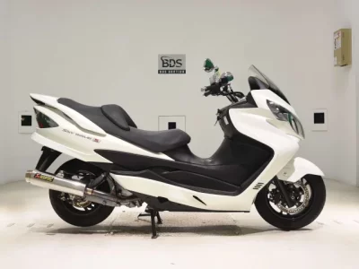 Suzuki SKYWAVE 250S-3  с аукциона в Японии