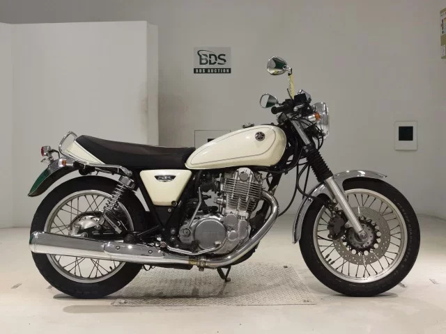 Yamaha SR400-4 лот № 3094 оценка 4  с аукциона в Японии