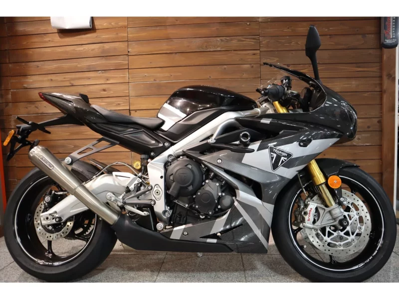 Triumph TRIUMPH DAYTONA MOTO2 765