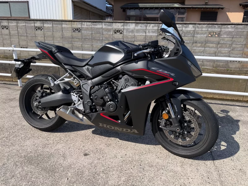 Honda CBR650R E-CLUTCH