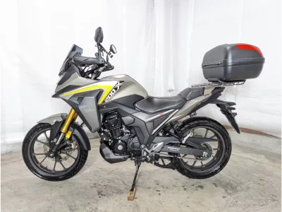 Honda CB200X