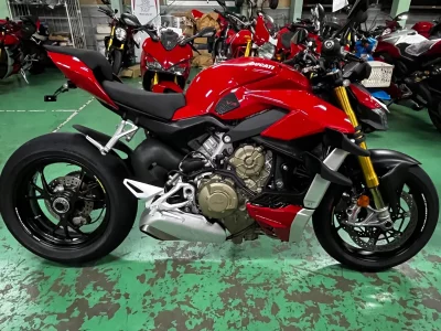 Ducati DUCATI STREET FIGHTER V4S