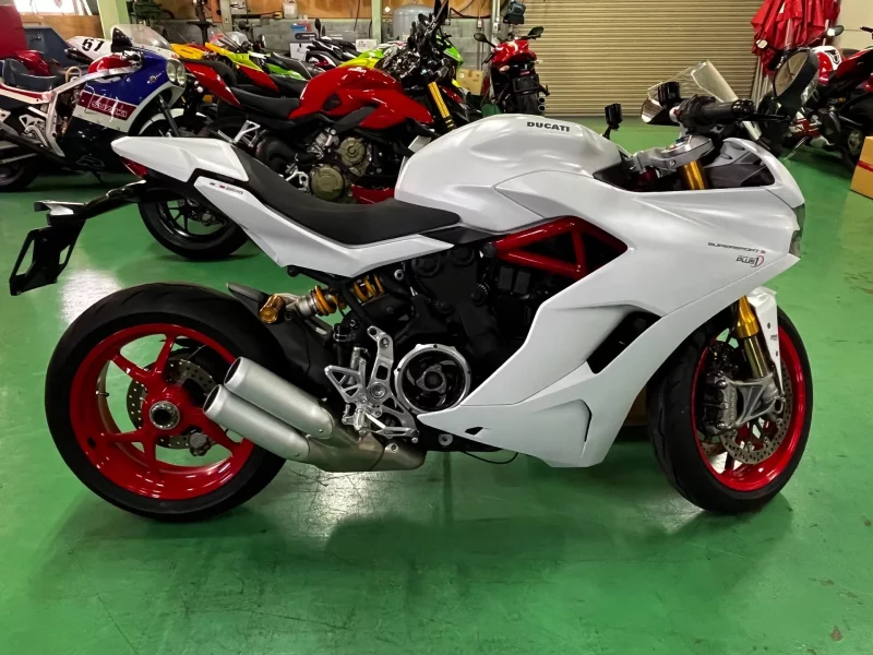 Ducati  SUPER SPORT лот № 02288 оценка 5  с аукциона в Японии