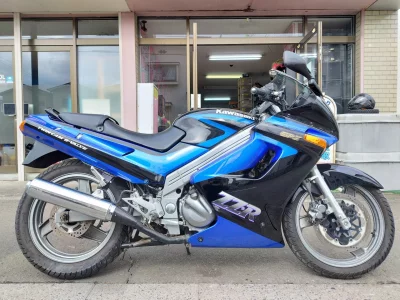 Kawasaki ZZR250