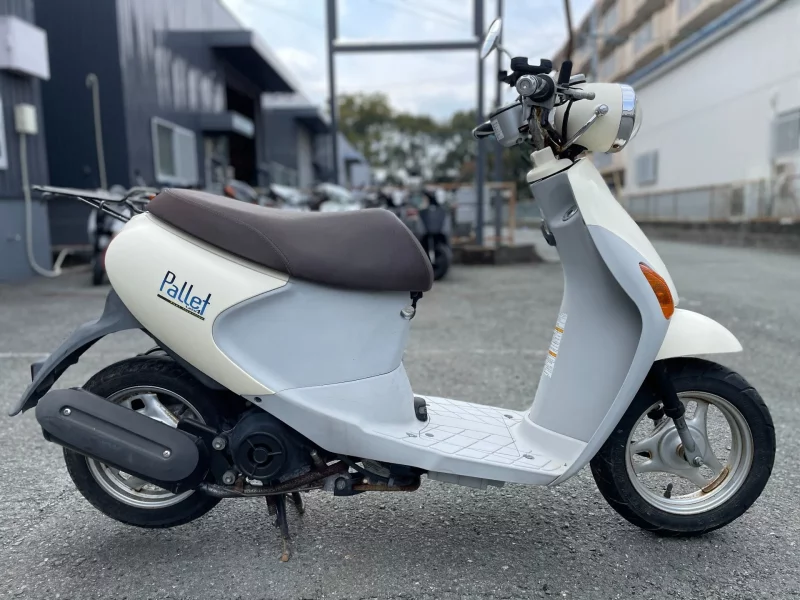 Suzuki LET S4