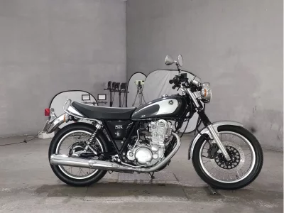 Yamaha SR400-1