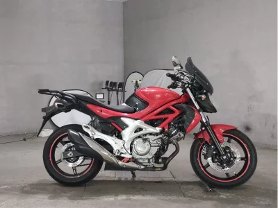 Suzuki GLADIUS650