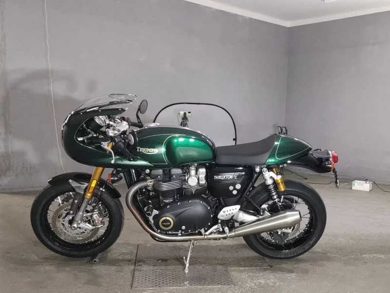 Triumph TRIUMPH THRUXTON 1200FE