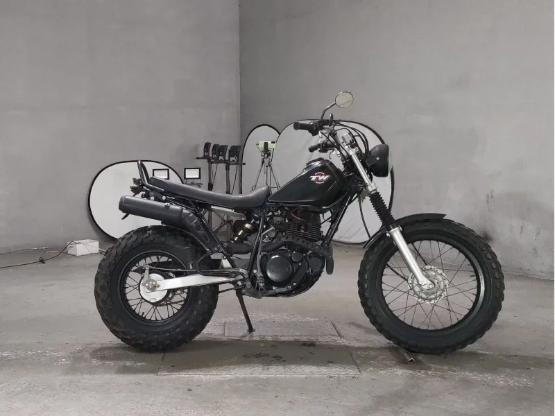Yamaha TW200