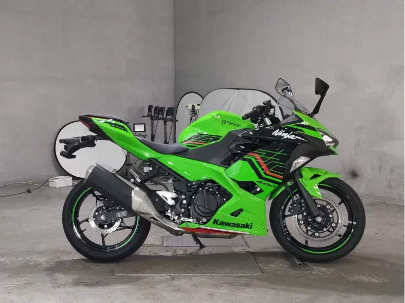 Kawasaki NINJA400