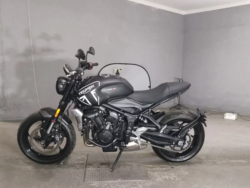 Triumph TRIUMPH TRIDENT 660
