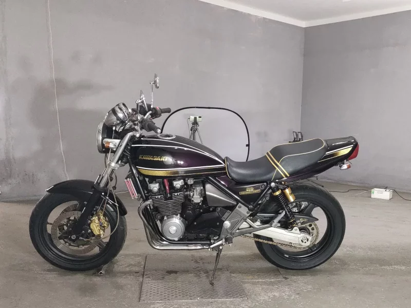 Kawasaki ZEPHYR400K