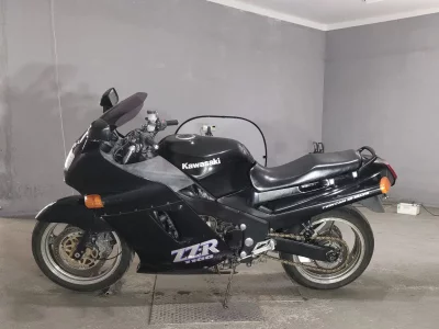 Kawasaki ZZR1100