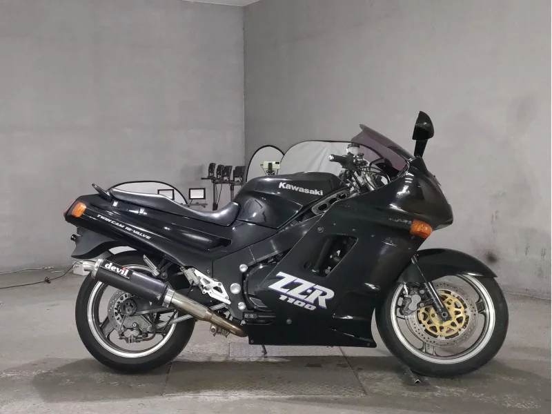Kawasaki ZZR1100