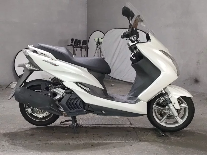 Yamaha MAJESTY 155S