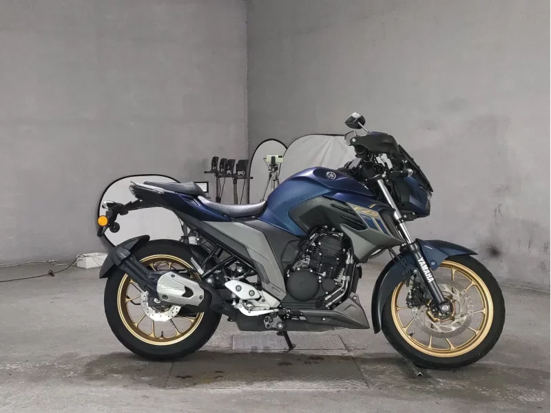 Yamaha FZS25