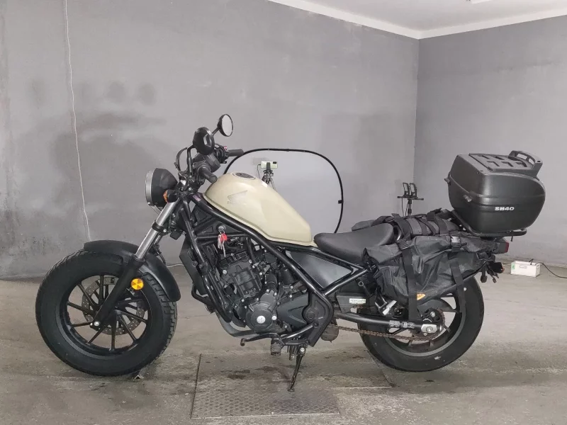 Honda REBEL