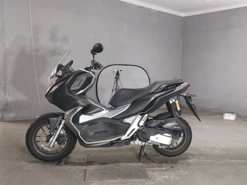Honda ADV150