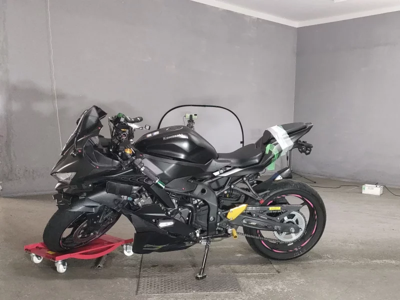 Kawasaki NINJA ZX-4R SE