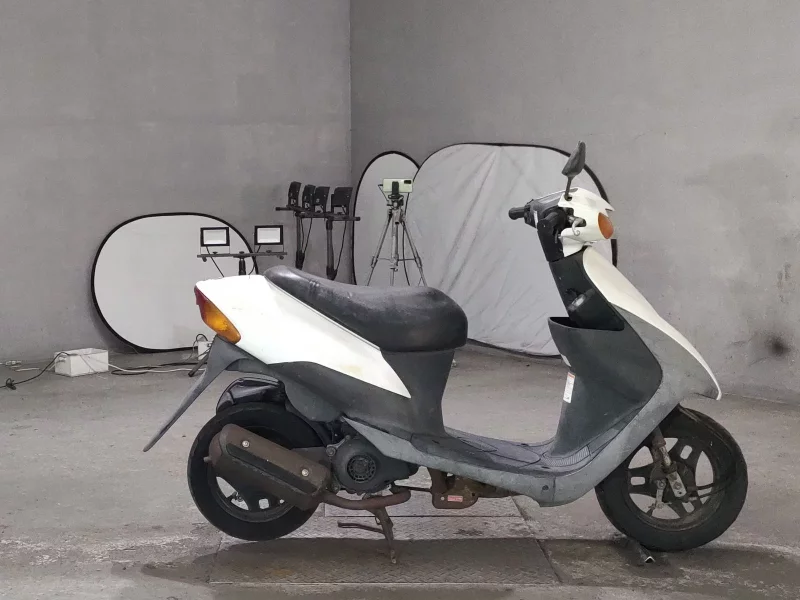 Suzuki LET S2