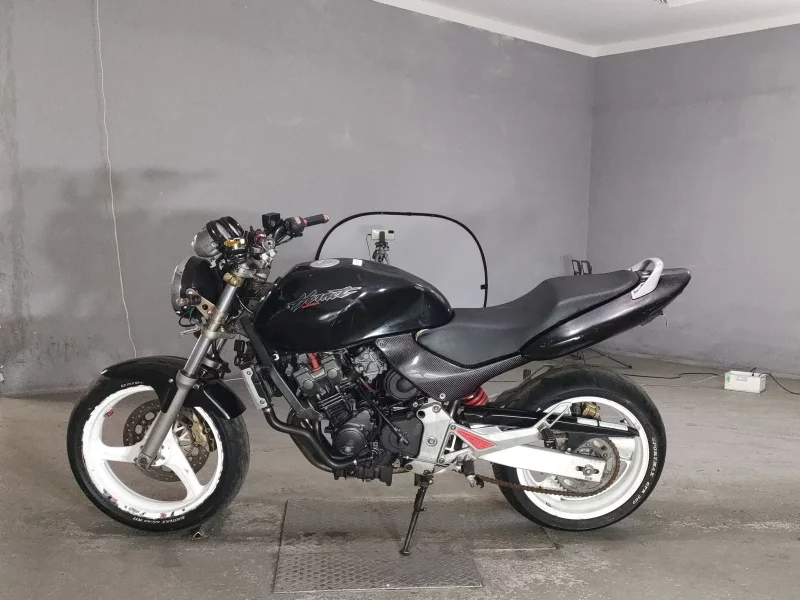 Honda HORNET250