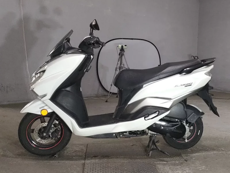 Suzuki BURGMAN STREET 125