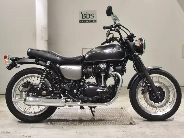 Kawasaki W800-2 STREET