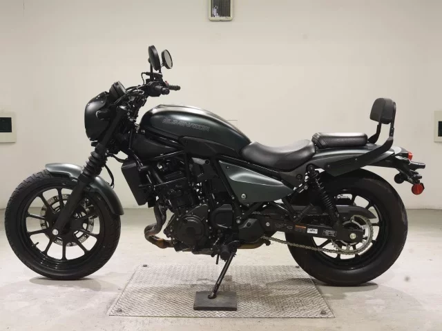 Kawasaki ELIMINATOR 400-3SE