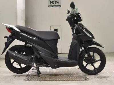 Suzuki ADDRESS110-2