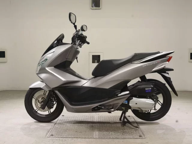 Honda PCX150-2